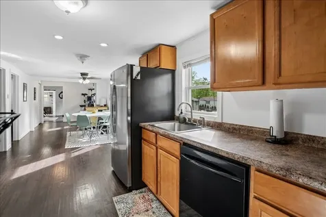 15 Hilda Avenue Derry NH 03038