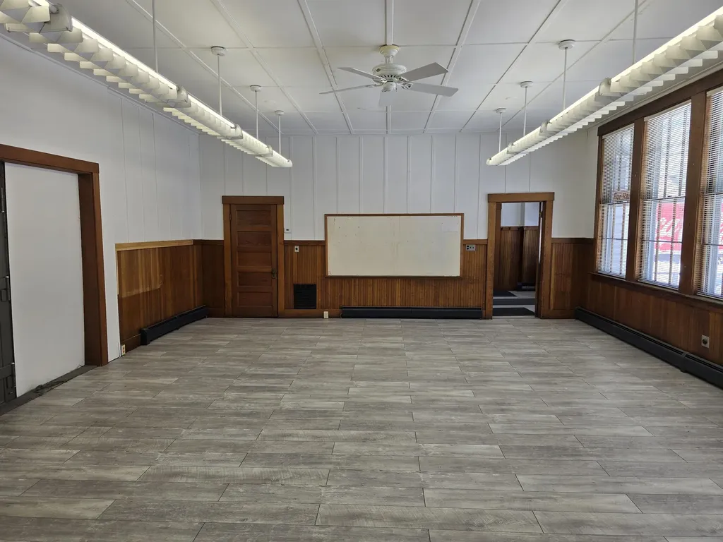 1307 Nh Route 175 Campton NH 03223