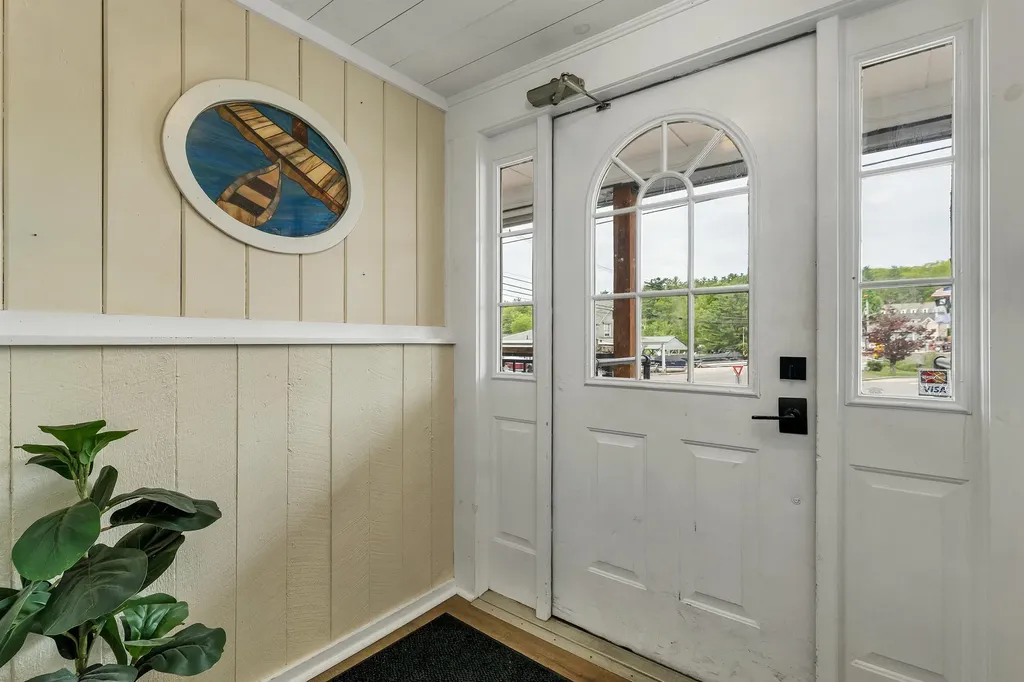 6 East Side Drive Alton NH 03810