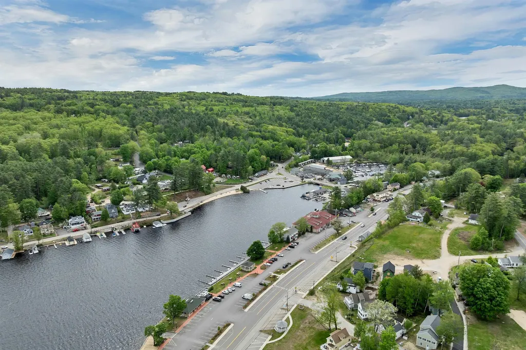 6 East Side Drive Alton NH 03810