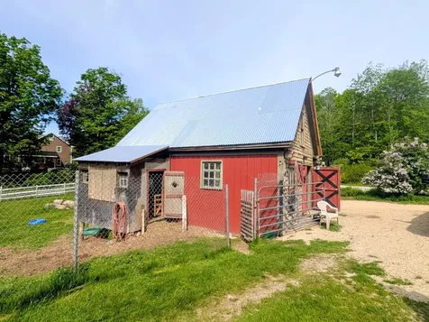 40 Old Deerfield Road Candia NH 03034