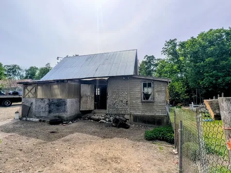 40 Old Deerfield Road Candia NH 03034