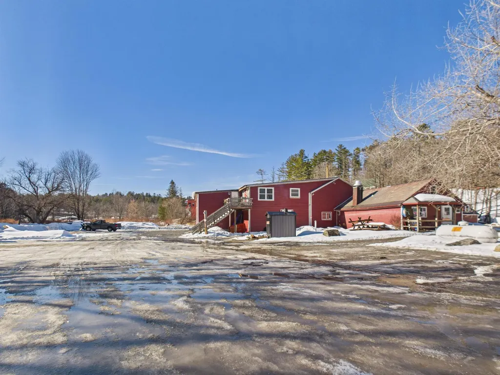 2170 North Main Street Londonderry VT 05148