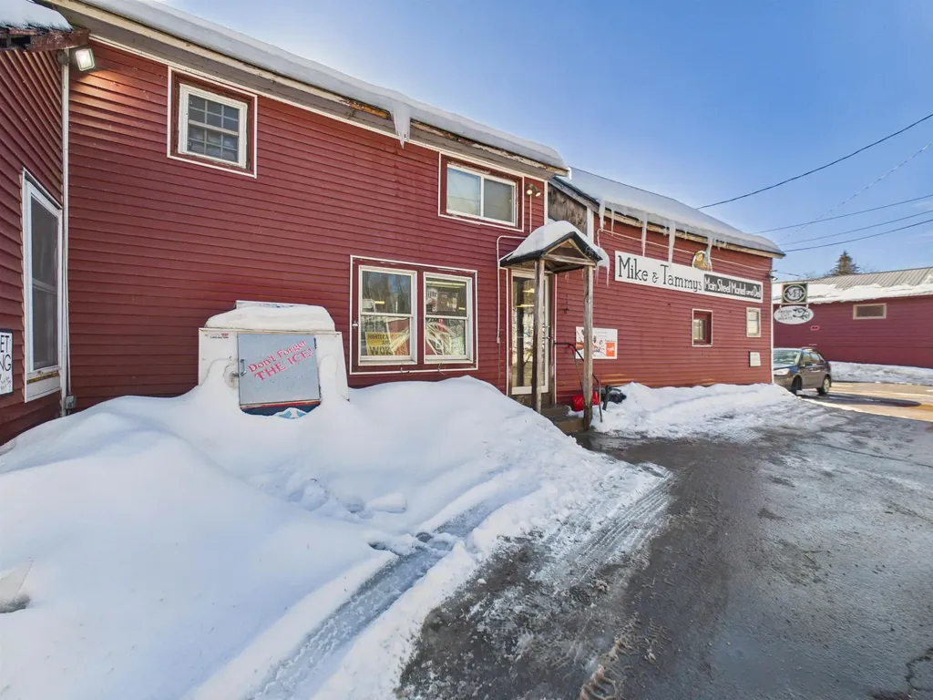 2170 North Main Street Londonderry VT 05148