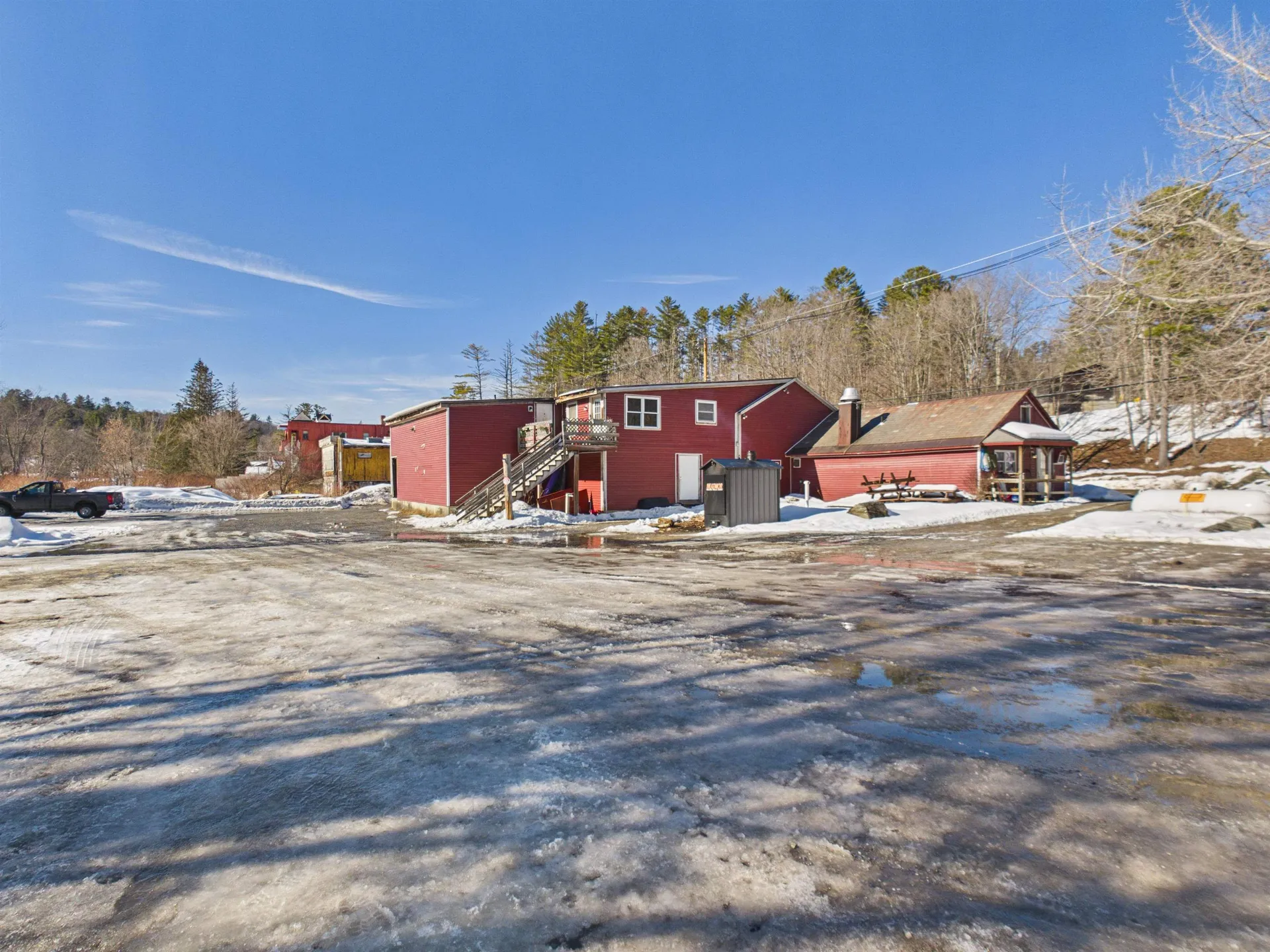 2170 North Main Street Londonderry VT 05148