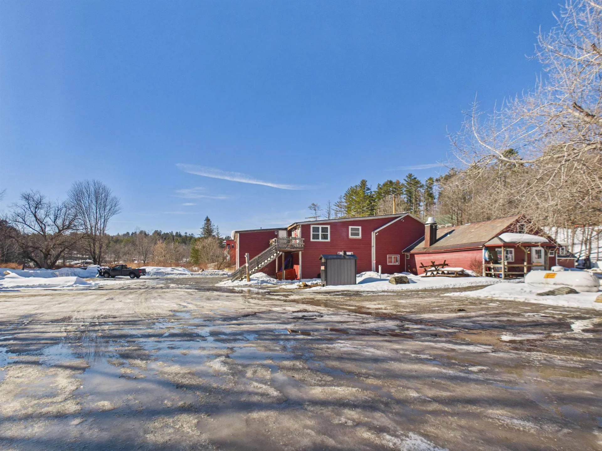 2170 North Main Street Londonderry VT 05148