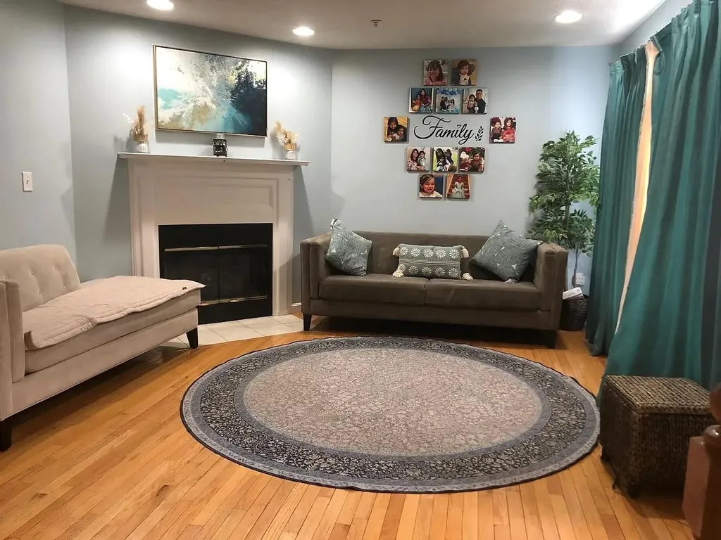 66 Georgetown Drive Nashua NH 03062