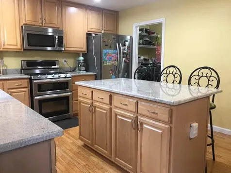 66 Georgetown Drive Nashua NH 03062