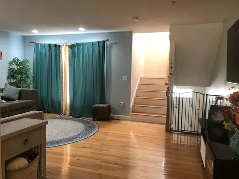 66 Georgetown Drive Nashua NH 03062