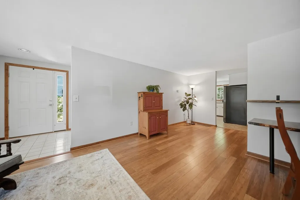 39 Norma Drive Nashua NH 03062