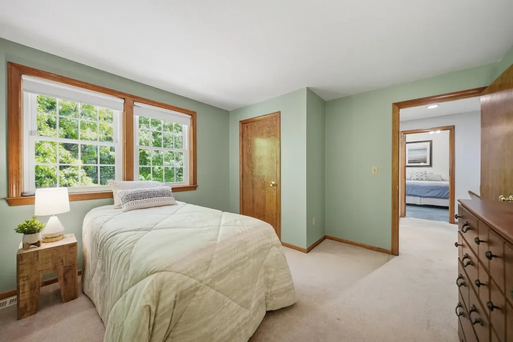 39 Norma Drive Nashua NH 03062