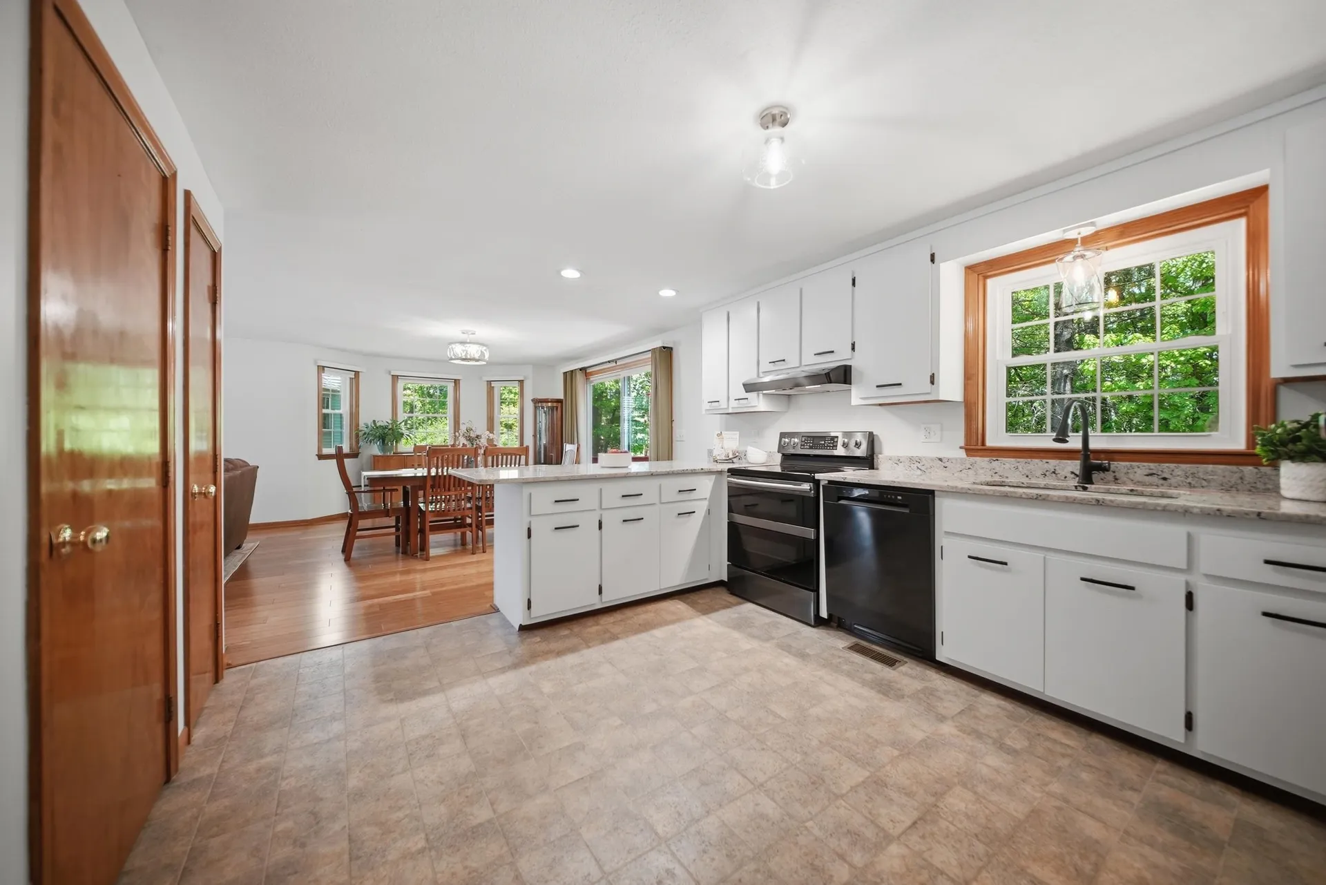 39 Norma Drive Nashua NH 03062