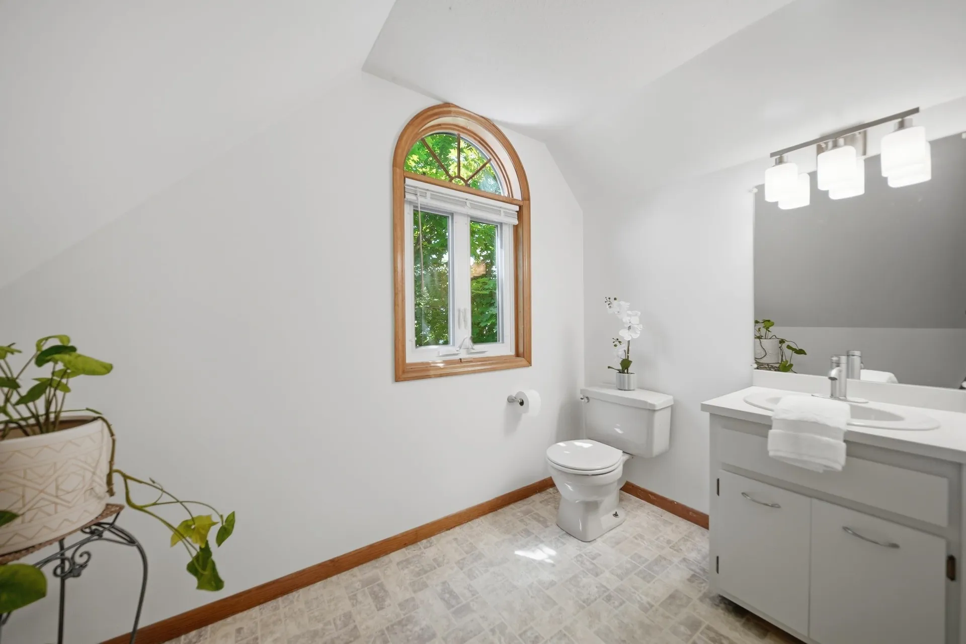 39 Norma Drive Nashua NH 03062