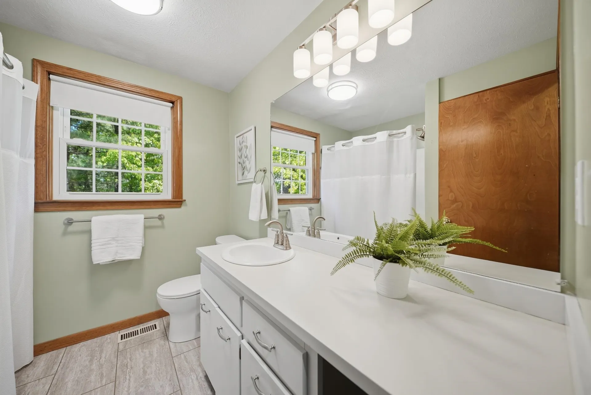 39 Norma Drive Nashua NH 03062