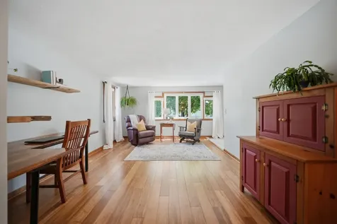 39 Norma Drive Nashua NH 03062
