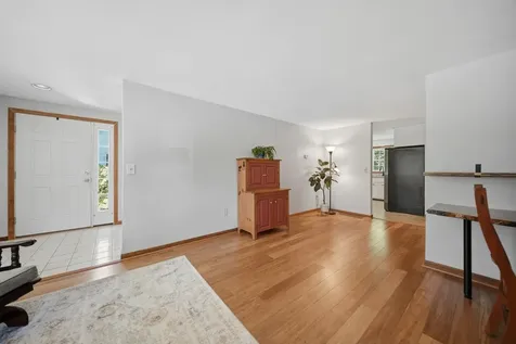 39 Norma Drive Nashua NH 03062