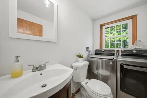 39 Norma Drive Nashua NH 03062