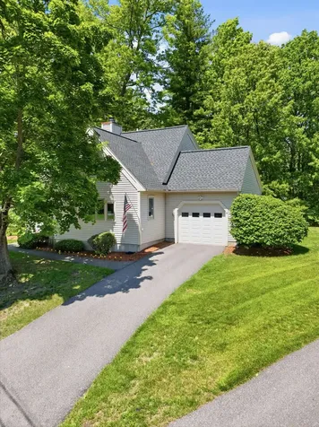 39 Norma Drive Nashua NH 03062