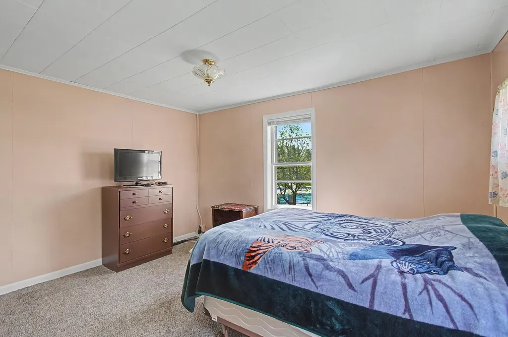 64 Pine Street Winooski VT 05404