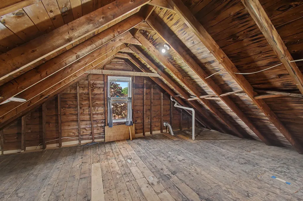 64 Pine Street Winooski VT 05404