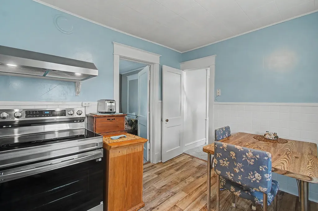 64 Pine Street Winooski VT 05404