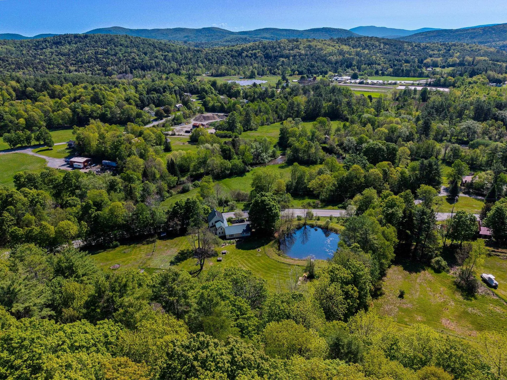 8493 Vt Route 113 Thetford VT 05058