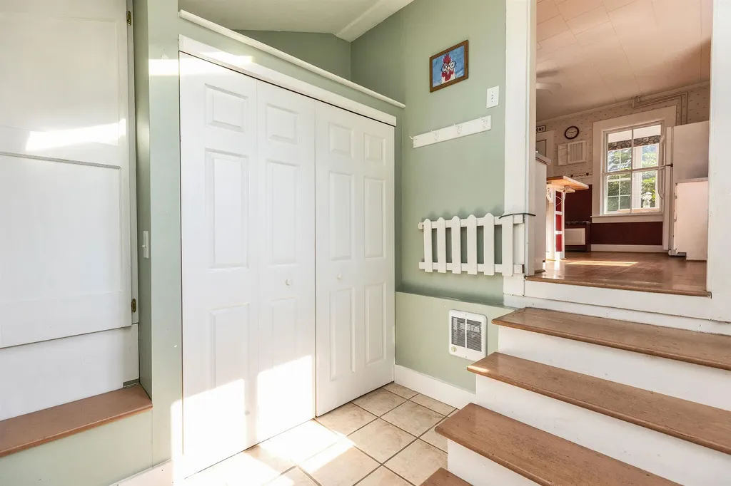 38 West Street Milford NH 03055
