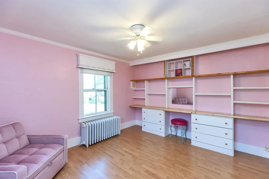 38 West Street Milford NH 03055