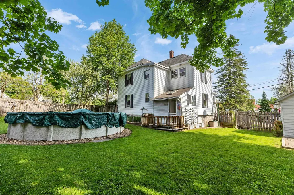 38 West Street Milford NH 03055
