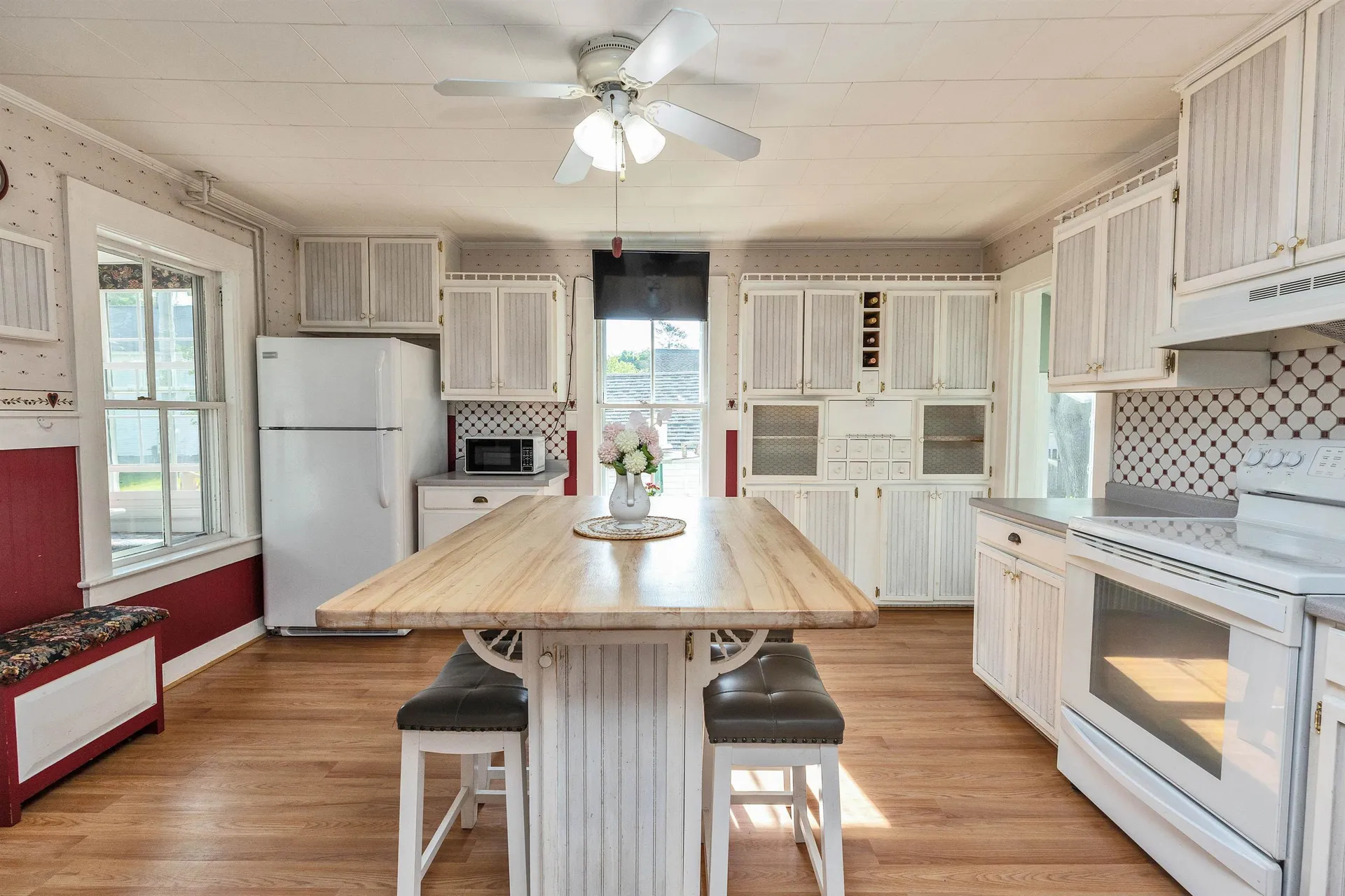 38 West Street Milford NH 03055