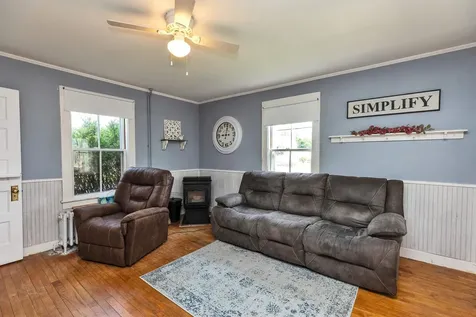 38 West Street Milford NH 03055