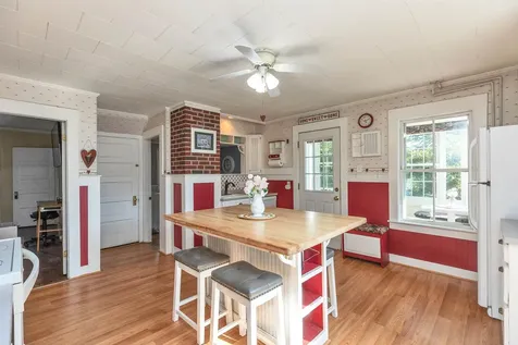 38 West Street Milford NH 03055