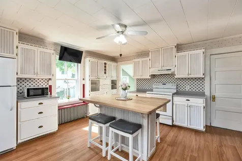 38 West Street Milford NH 03055