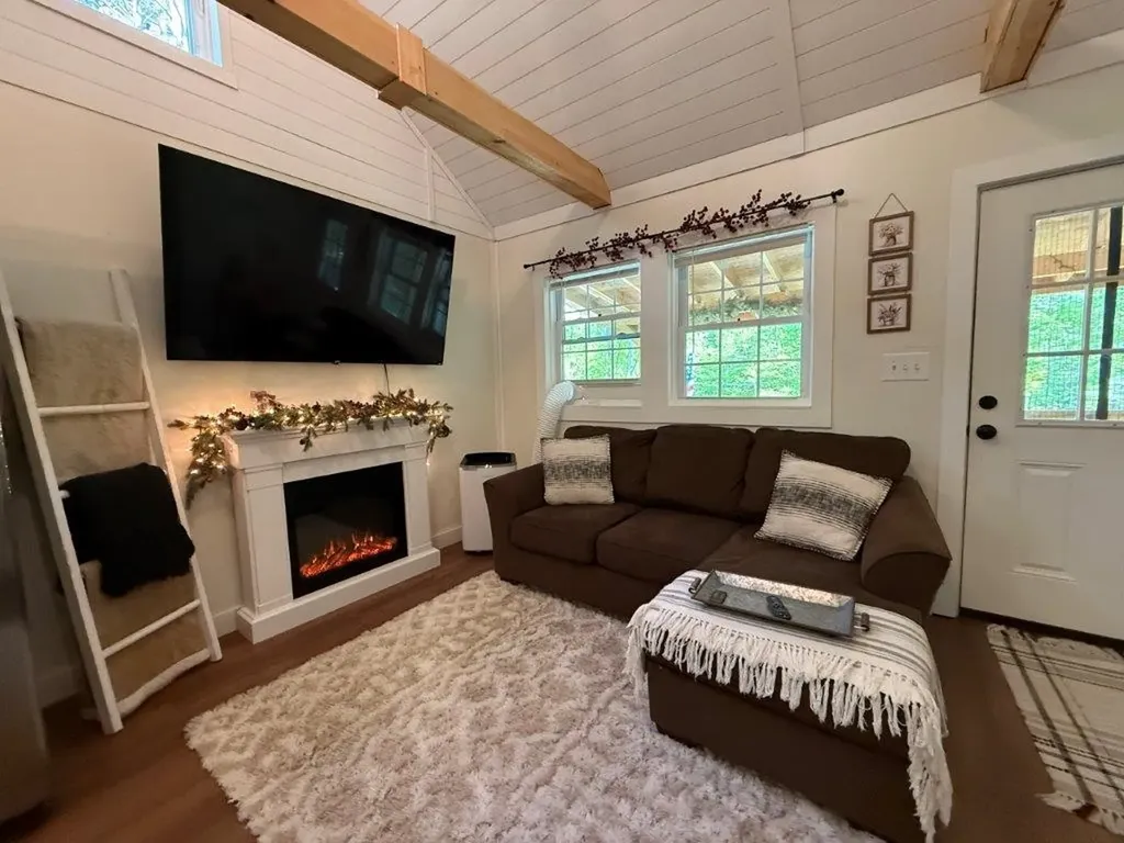 38 Northwood Estates Drive Grafton NH 03240