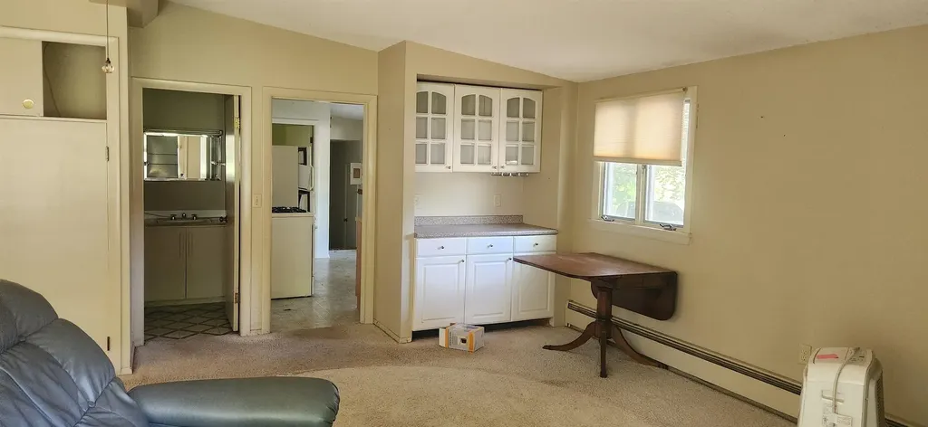 106 Mclane Lane Manchester NH 03104