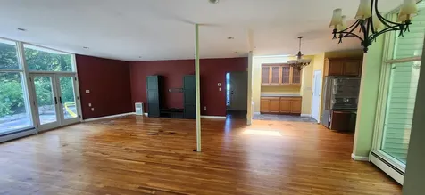 106 Mclane Lane Manchester NH 03104