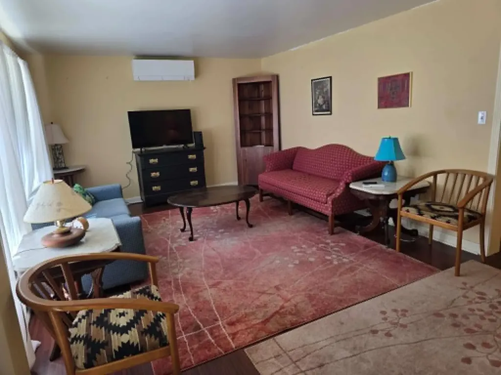 184 Carriage Hill Road Brattleboro VT 05301