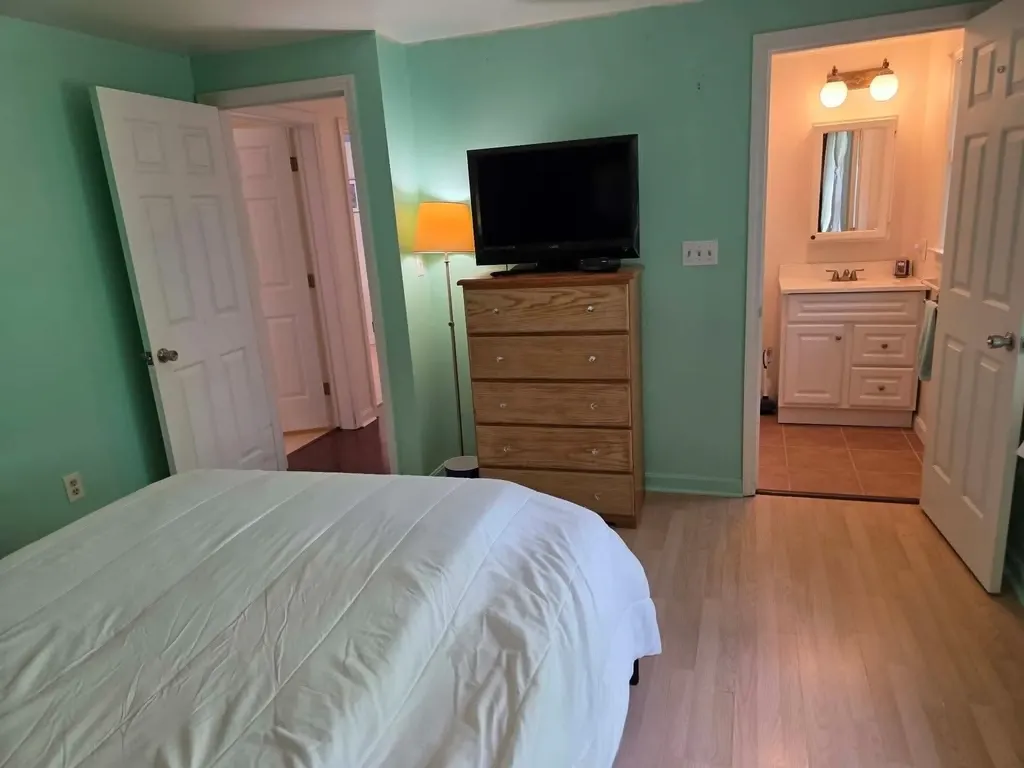 184 Carriage Hill Road Brattleboro VT 05301