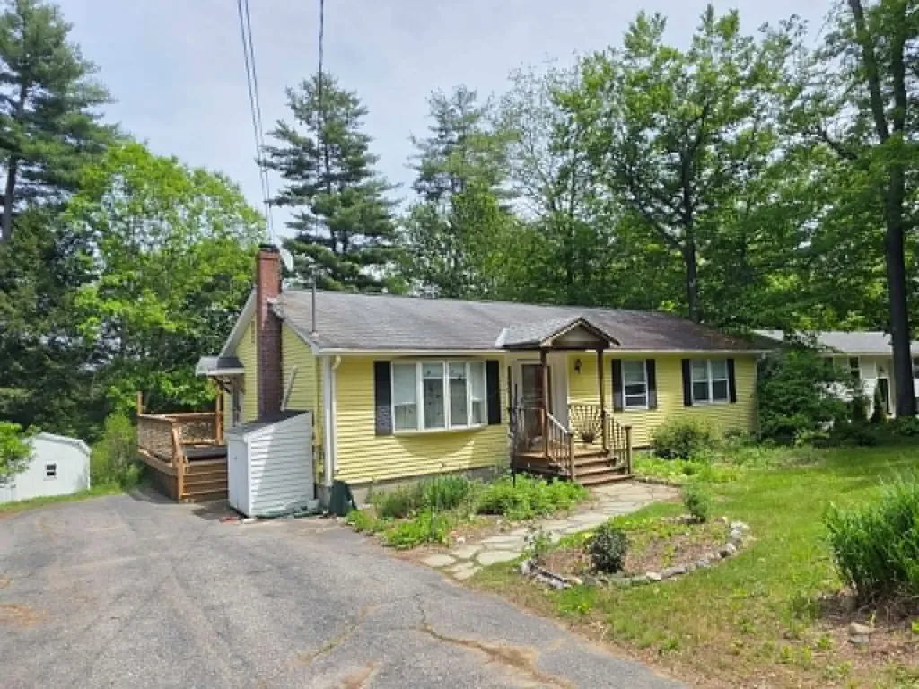 184 Carriage Hill Road Brattleboro VT 05301