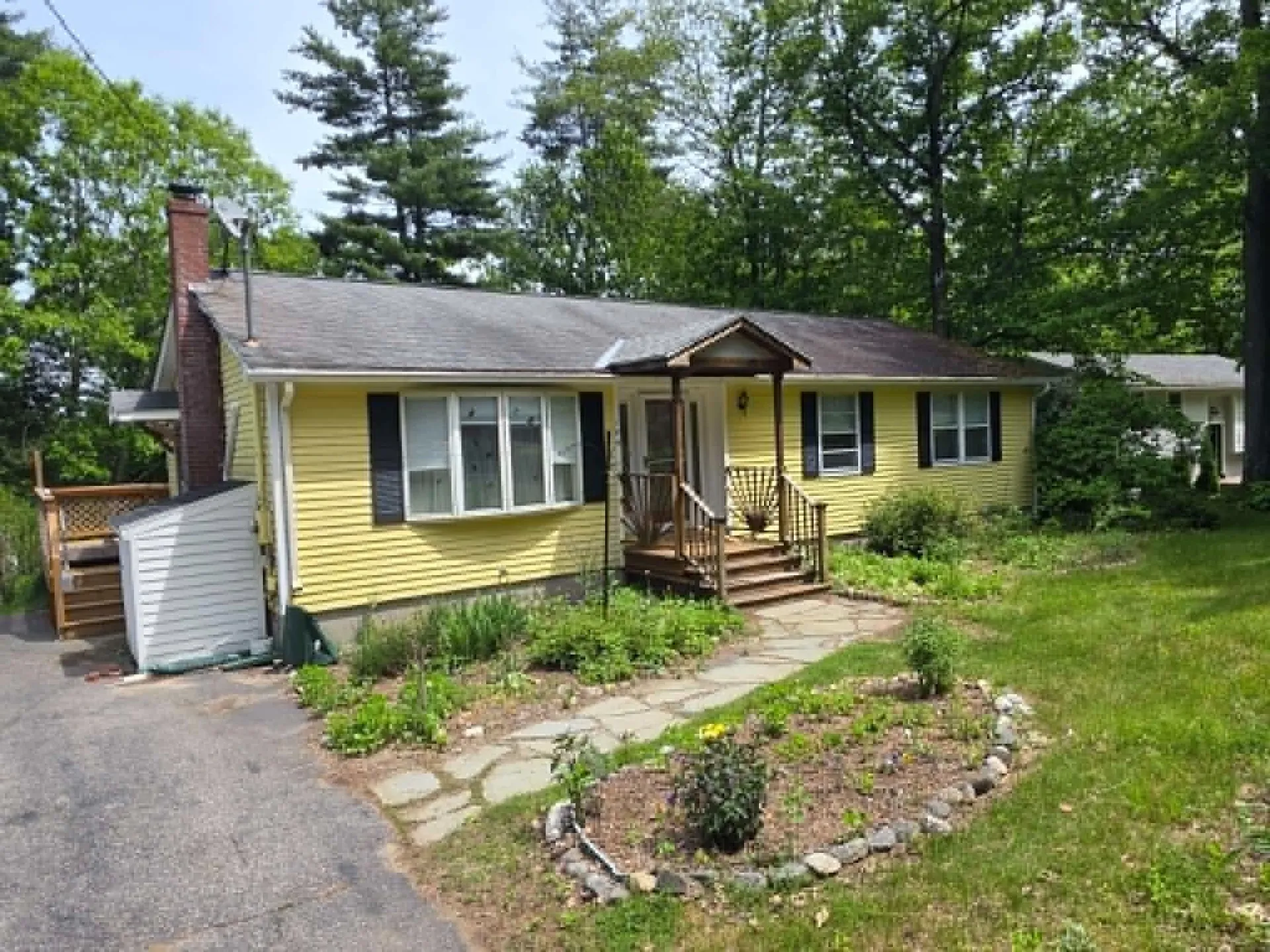 184 Carriage Hill Road Brattleboro VT 05301