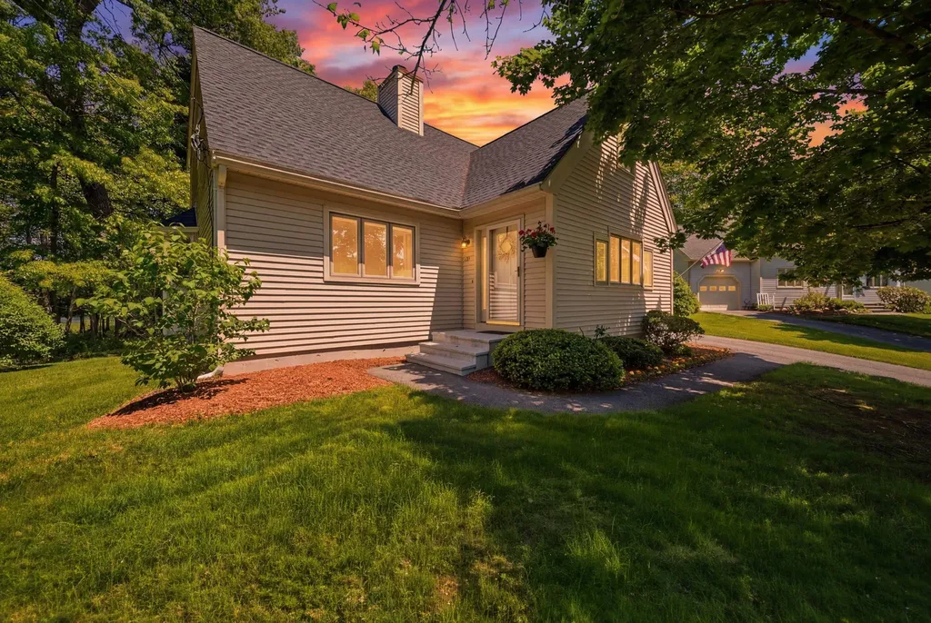 39 Norma Drive Nashua NH 03062
