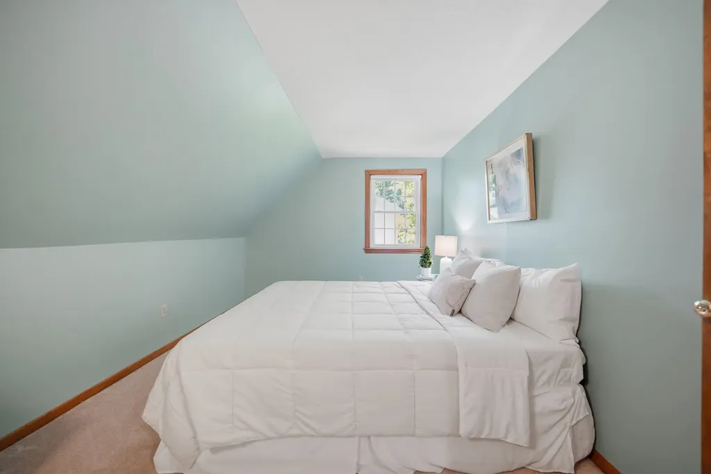 39 Norma Drive Nashua NH 03062