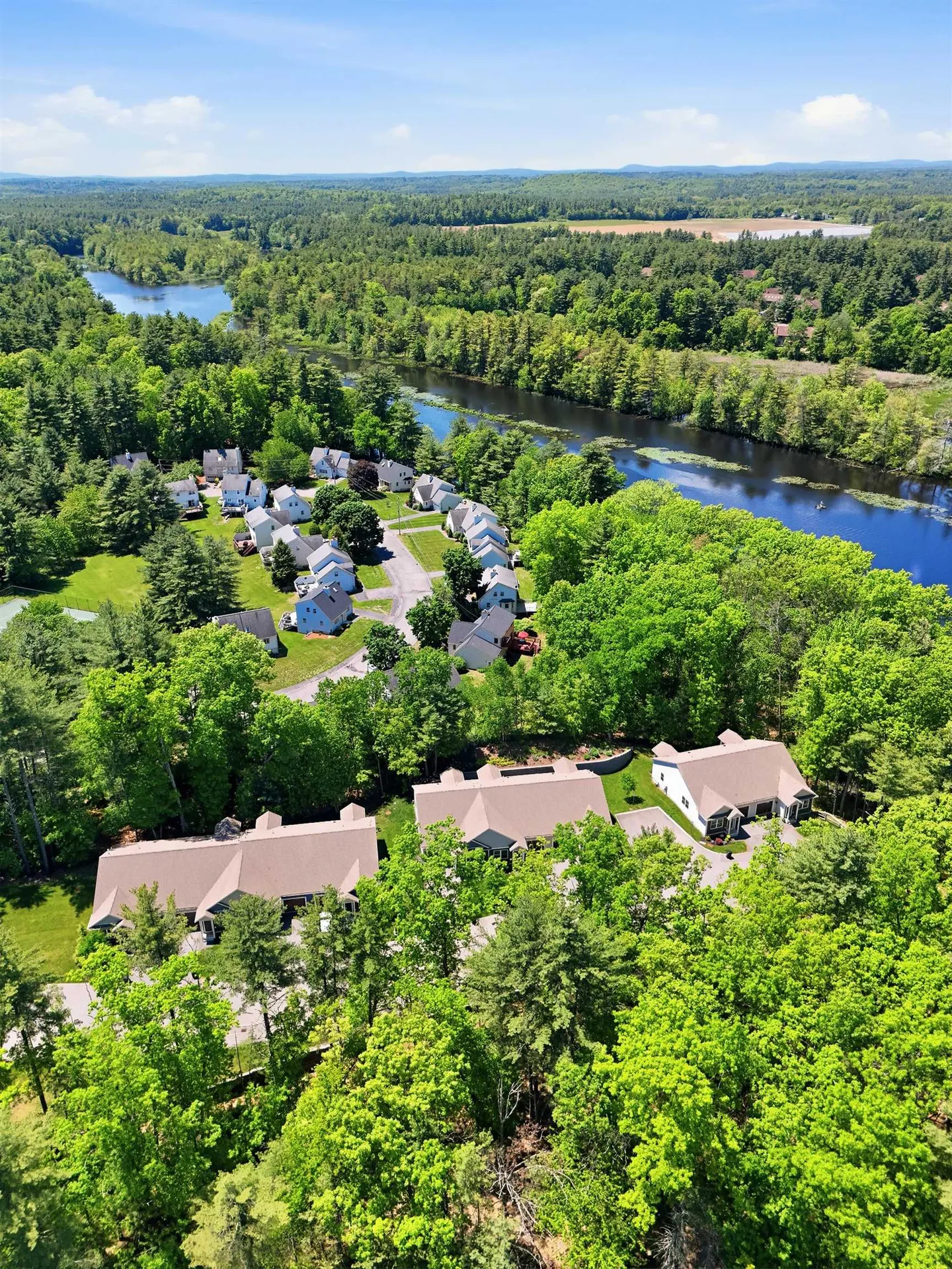 39 Norma Drive Nashua NH 03062