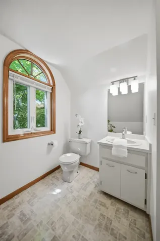 39 Norma Drive Nashua NH 03062