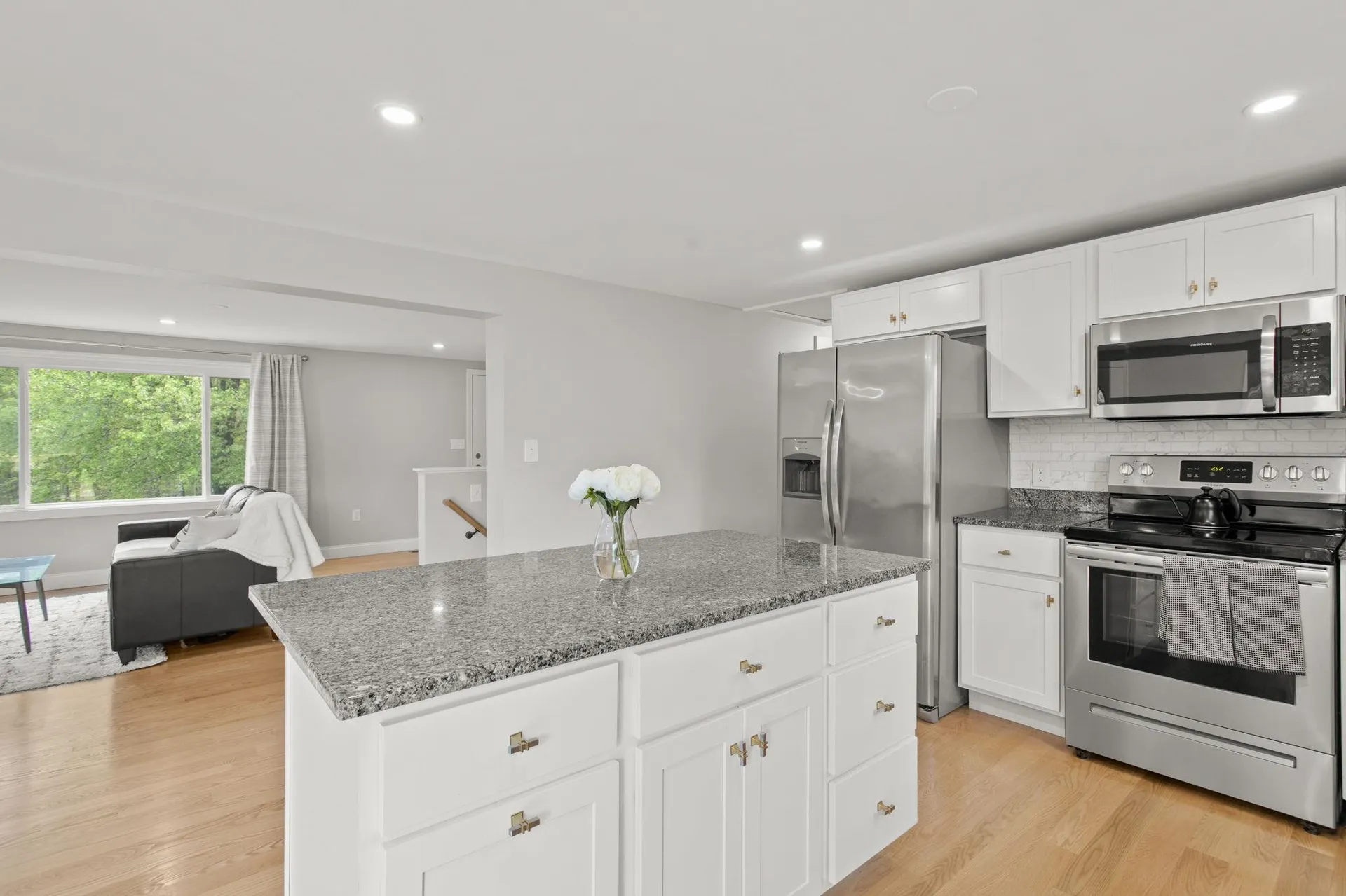 74 Little River Road Kingston NH 03848