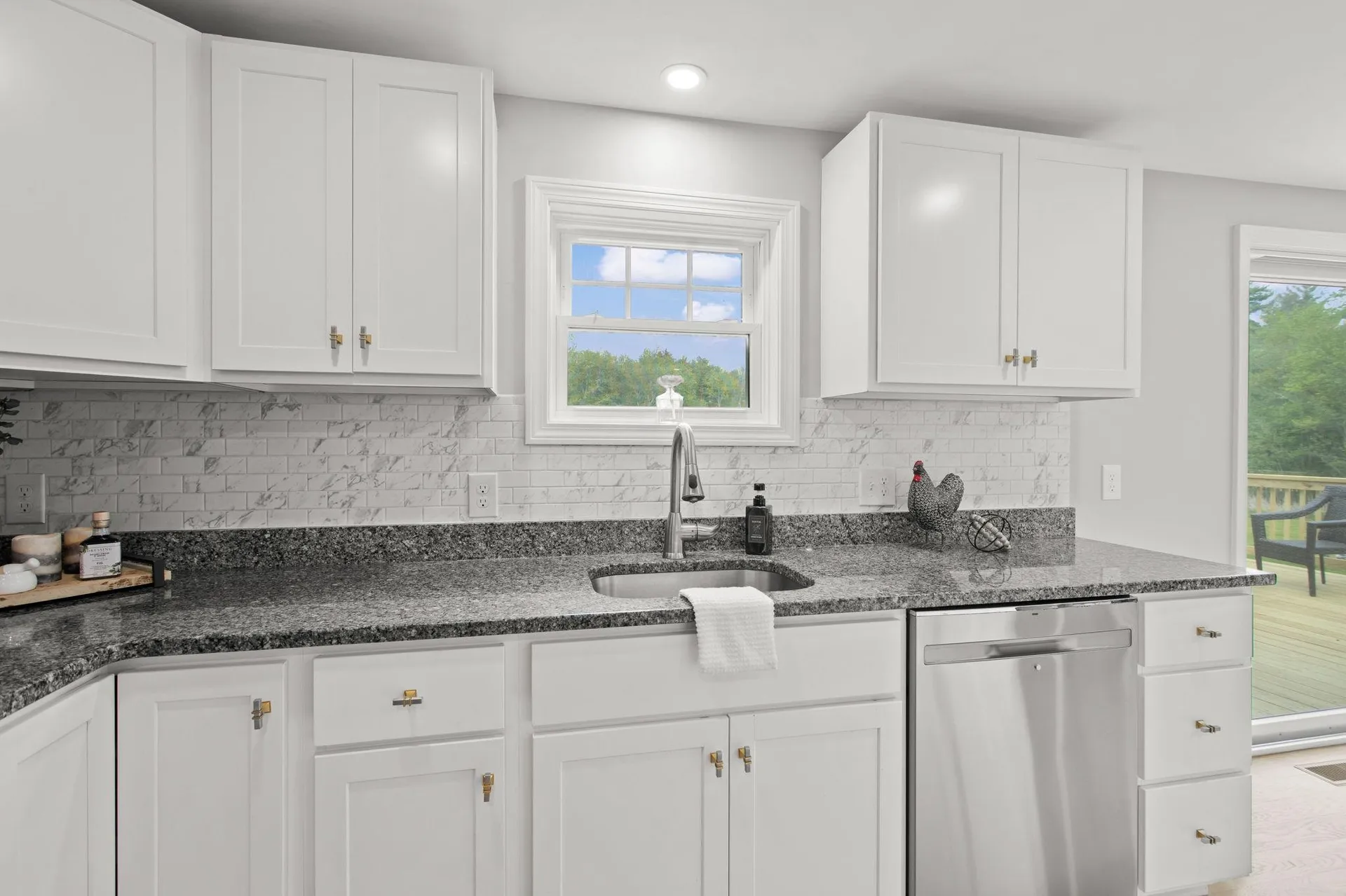 74 Little River Road Kingston NH 03848