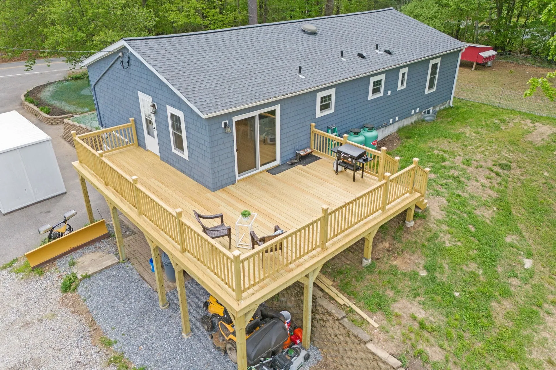 74 Little River Road Kingston NH 03848