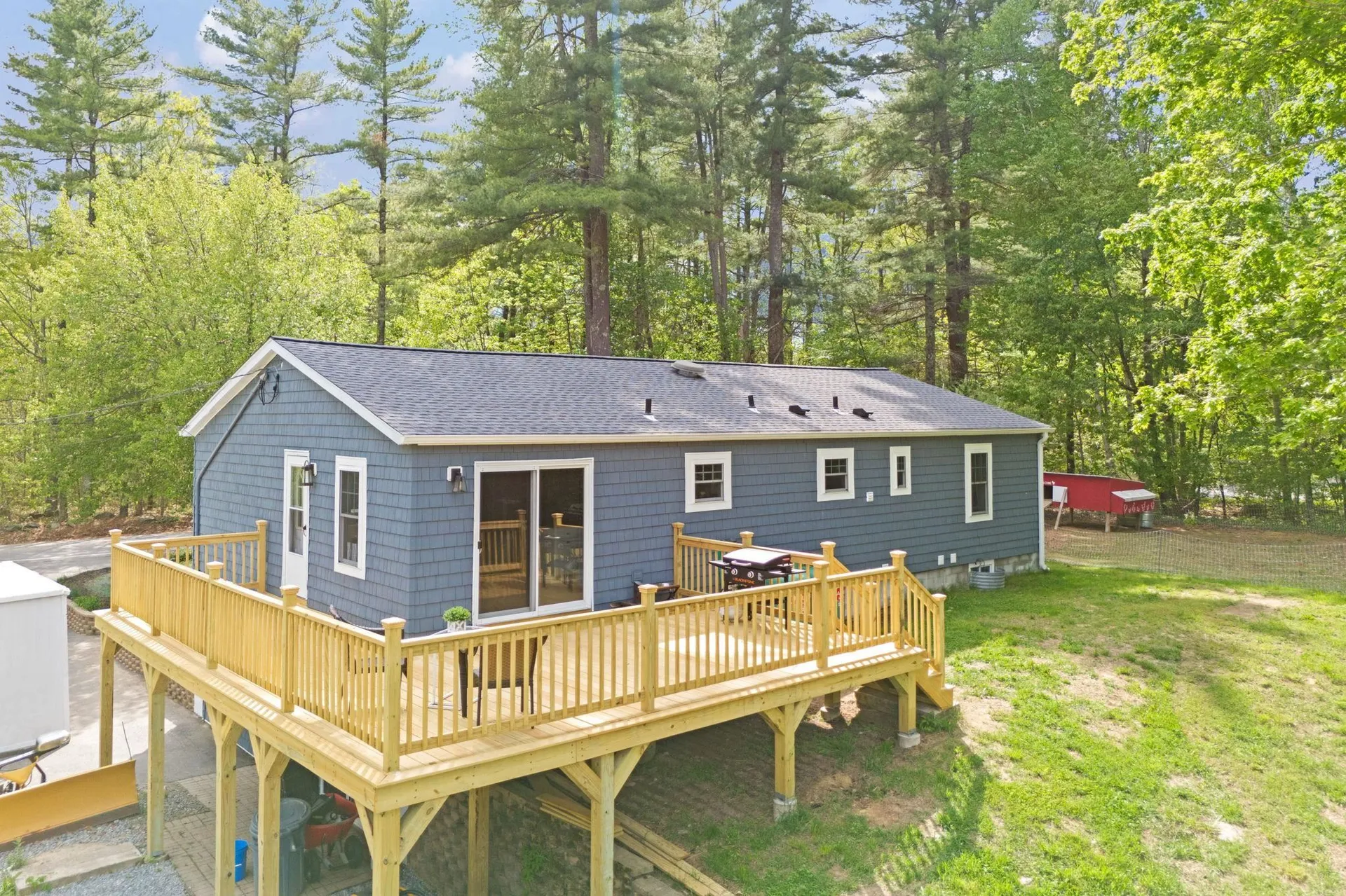 74 Little River Road Kingston NH 03848