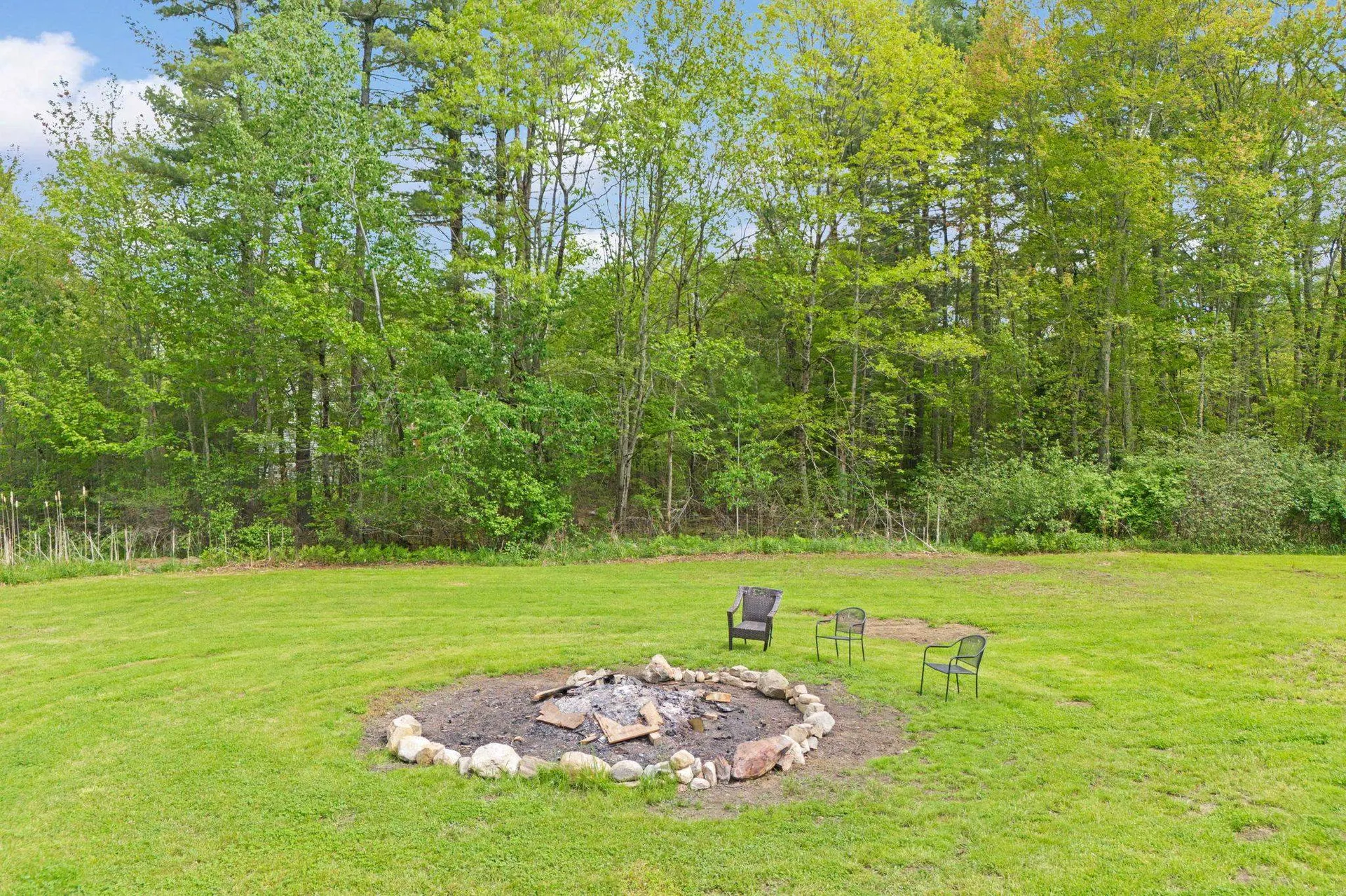 74 Little River Road Kingston NH 03848