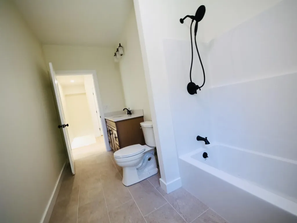 144 South Mast Street Goffstown NH 03045